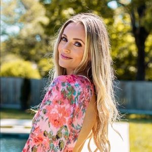 Meet your Posher, Amberley